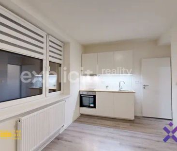 Pronájem bytu 2+kk 33 m - Fotografie 1