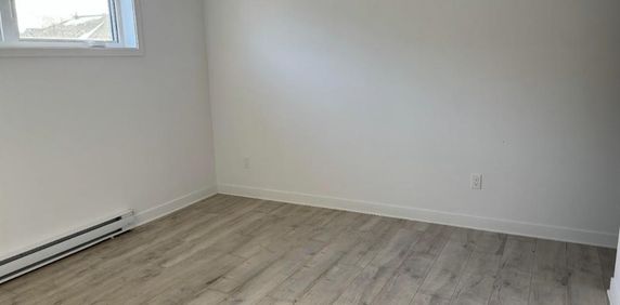 Logement 5 1/2 - juillet 2026 - Photo 2