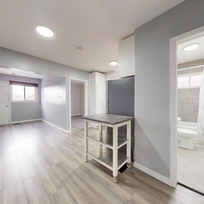 For Lease - 640 Wilson Avenue Unit# 2 (upper), Toronto, Ontario - Photo 1