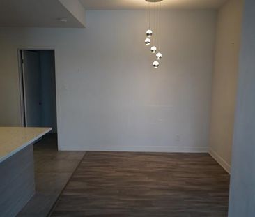 1770 Av. Victoria - Photo 1