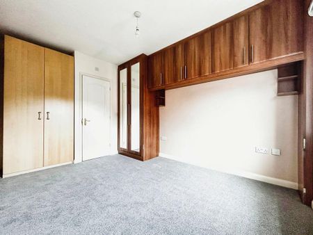 3 bedroom end of terrace house to rent - Photo 3