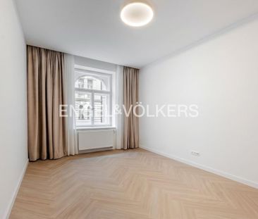 Pronájem bytu 3+kk 121 m2 - Fotografie 2