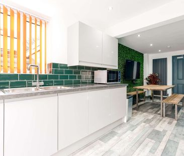 OX Living is proud to present this high-quality 9-bedroom co-living... - Photo 4