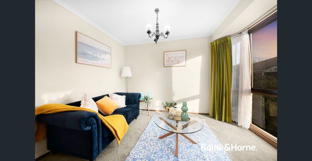 3- Bedroom house in Narre Warren! - Photo 1