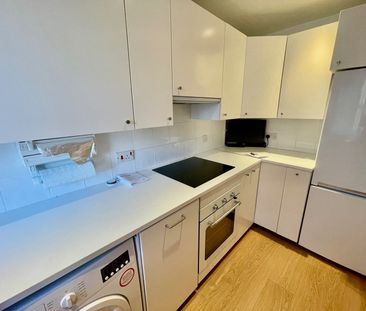 2 bedroom apartment to rent - Photo 6
