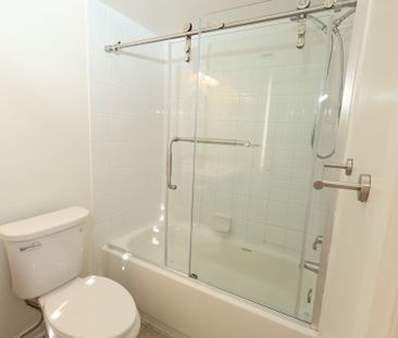 For Lease - 41 Chelton Dr Drive, Richmond Hill, Ontario - Photo 6