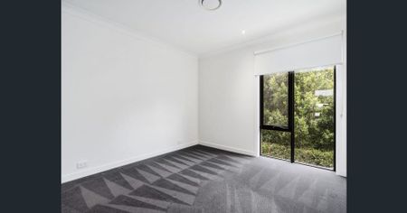 Stunning Two-Story, Three-Bedroom Home! - Photo 5