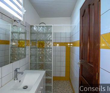 Location Appartement 3 pièces 64m² LE FRANCOIS 97240 - Photo 4