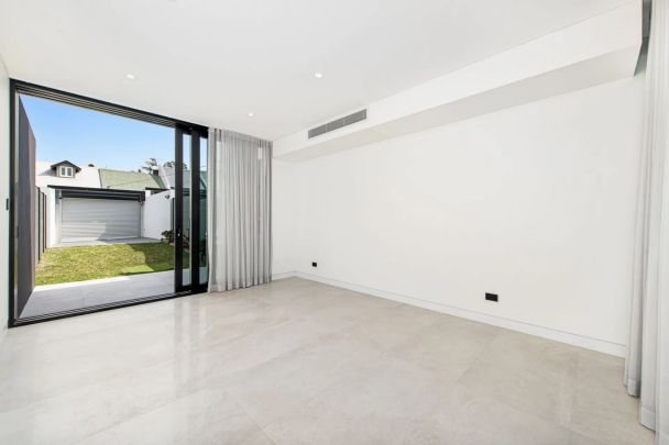 24B Catherine Street, - Photo 1
