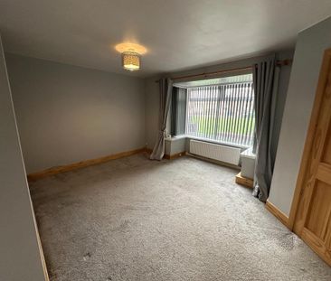 2 bedroom semi-detached house to rent - Photo 2