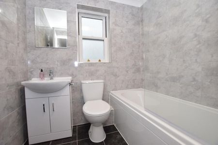 2 bedroom terraced house to rent - Photo 5