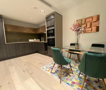 2 Bed Flat, Keybridge Tower, SW8 - Photo 6