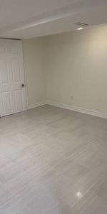 1 Bedroom Basement Apartment in Downtown Toronto - All Inclusive - Photo 3