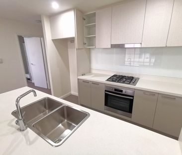 3-bedroom 2-bathroom apartment For Lease only $880 per week - Photo 3