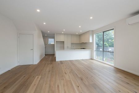 Unit 8/55-57 Wilson Street, - Photo 4