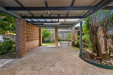 22 Dunleath Street, Durack QLD 4077 - House For Rent - $600 | Domain - Photo 5