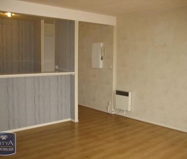 Location Appartement 3 pièces 53m² LILLE 59000 - Photo 1
