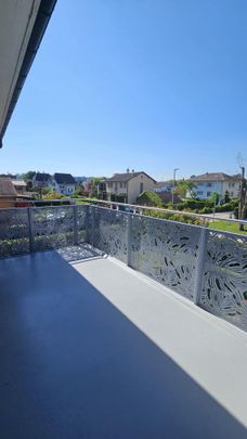 Appartement 4 pièces à Yverdon-les-Bains - Spacieux logement de 4 pièces au 1er étage avec balcon - Photo 1