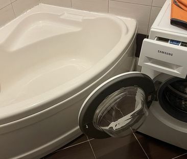 Apartament cu 2 camere si 2 bai - inchiriere - Fotografie 1