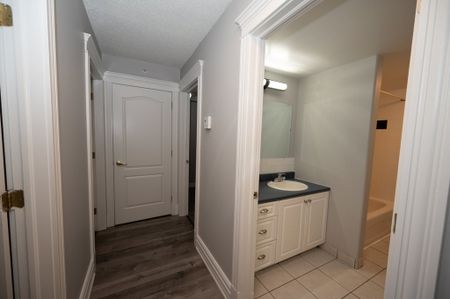 Barrington Terrace - Photo 5