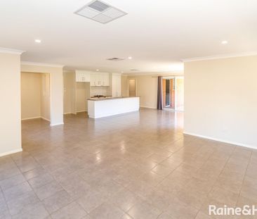 1/24 Dove Street, Mount Austin, NSW 2650 - Photo 5