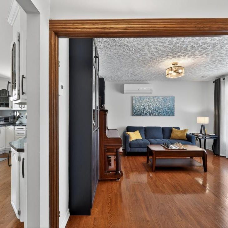 1035 Av. Riel, H7C 2L7, Laval - Photo 1