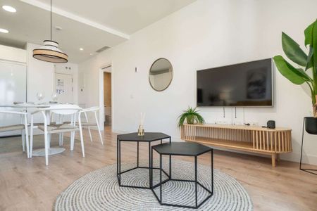 1 room luxury Apartment for rent in Málaga, Andalusia - Photo 2