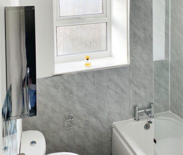 2 bed terraced house to rent in Ingham Street, Padiham, BB12 - Photo 5