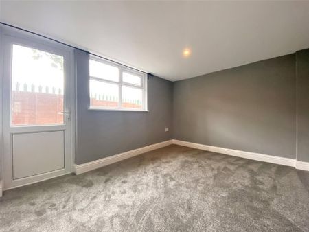 2 bedroom bungalow to rent - Photo 3