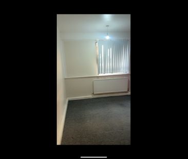 Room in a Shared Flat, Erskine Street, M15 - Photo 3