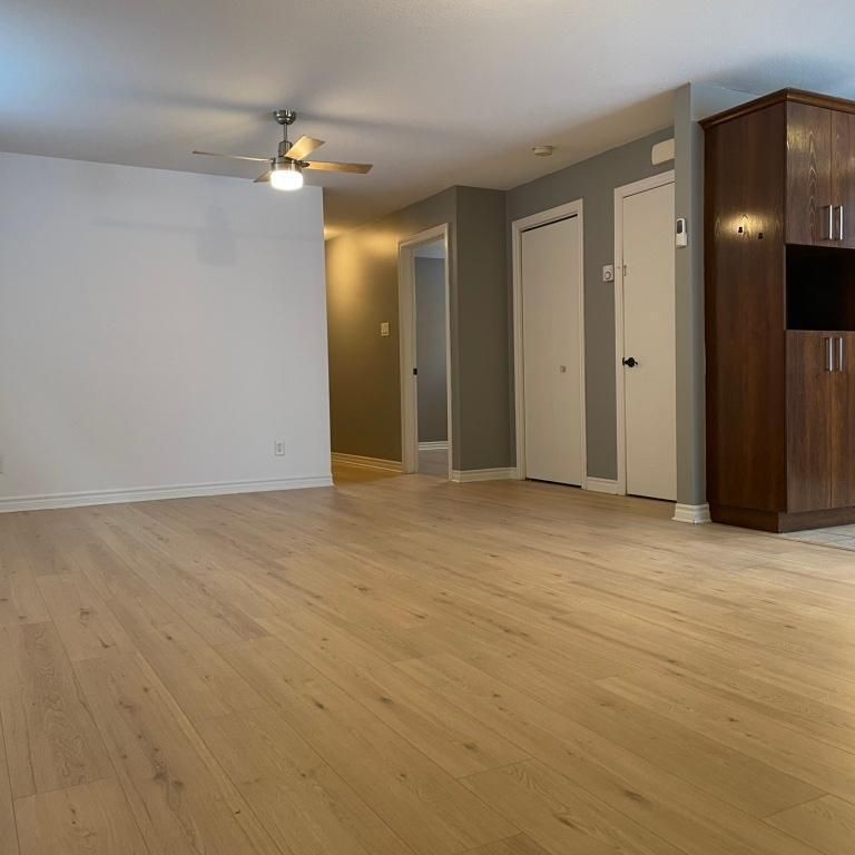 5 1/2 à louer - Photo 1