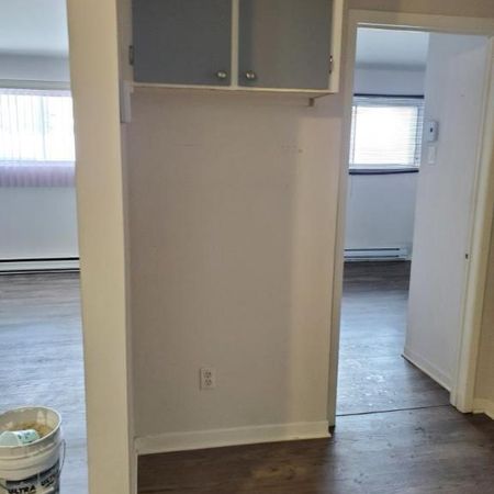 Spacious 1 BR apartment – ​​Saint-Hubert - Photo 3