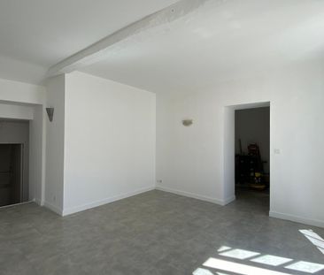Location Appartement 3 pièces 65m² LA ROCHELLE 17000 - Photo 4