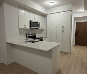 For Lease - 3240 William Coltson Avenue Unit# 713, Oakville, Ontario - Photo 6