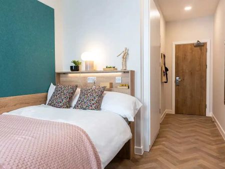Premium Ensuite - Photo 5