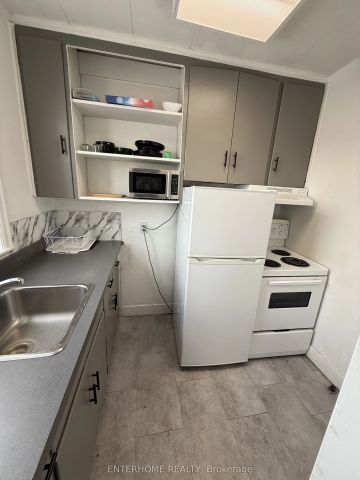 51 Queen East Street S #6 - Photo 3