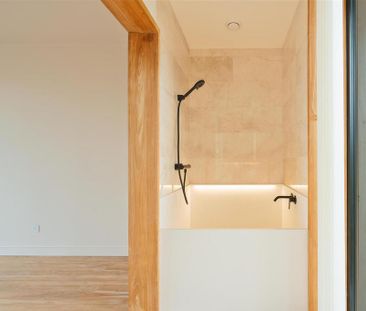 4 bedroom semi-detached house to rent - Photo 6