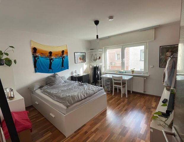 Möbilierte zwei Zimmer Wohnung in Frankfurt Nied zur Untermiete - Photo 1
