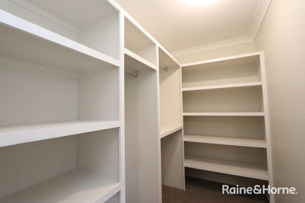 16A Wallace Way, Kelso, NSW 2795 - Photo 1