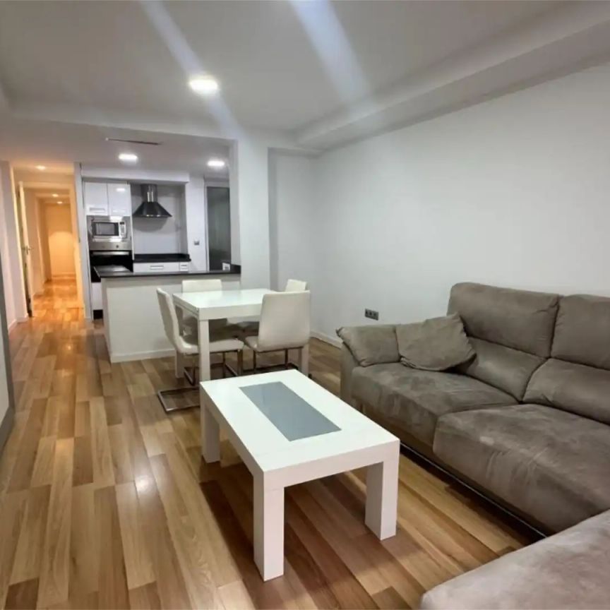 Piso de alquiler en Calle Gómez Cortina, 8, San Miguel - Photo 1