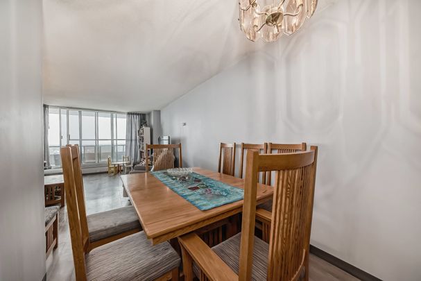 Crescent Place - Photo 1