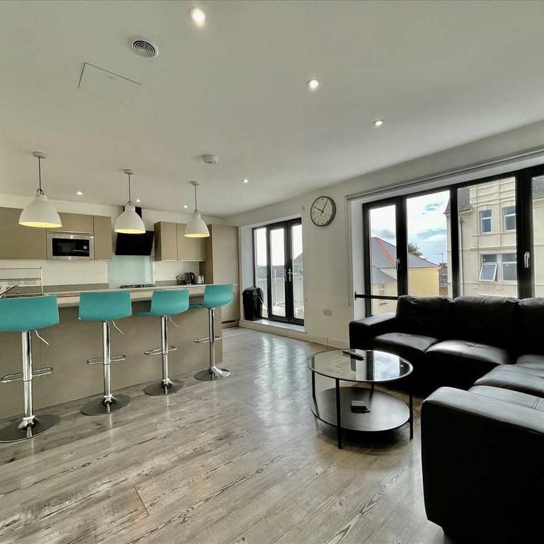 4 bedroom house share to rent - Photo 1