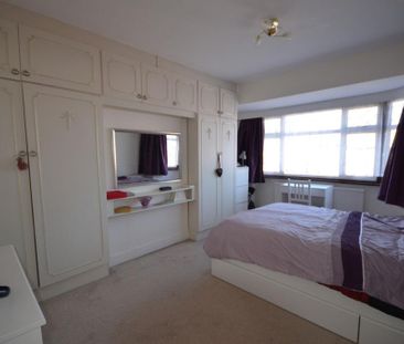 4 bedroom semi-detached house to rent - Photo 1