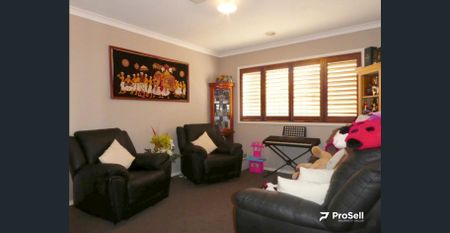 Beautifully Designed Family Home - Photo 2