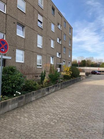 Provisionsfreie 2-Zi. Whg. mit Balkon, Tiefgaragenstellplatz, neues Bad und neue Fenster - Photo 5