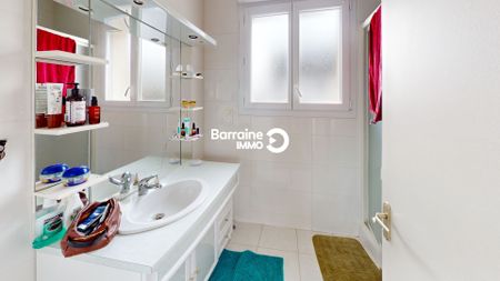 Location Maison 5 pièces 111m² PLOUZANE 29280 - Photo 2