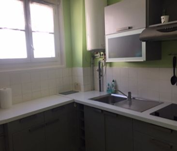 Location Appartement 1 pièce 27m² LA ROCHELLE 17000 - Photo 1