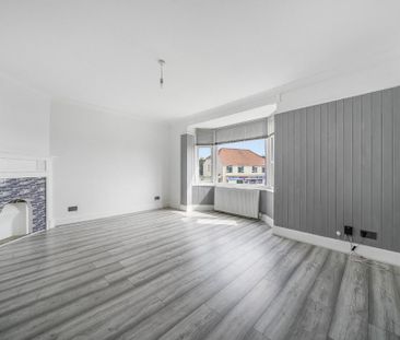 3 bedroom maisonette to rent - Photo 2