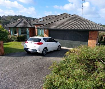 Orewa Family Home - Photo 3