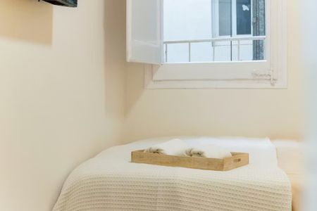 Carrer de Llinars del Vallès, Barcelona, Catalonia 08030 - Photo 4